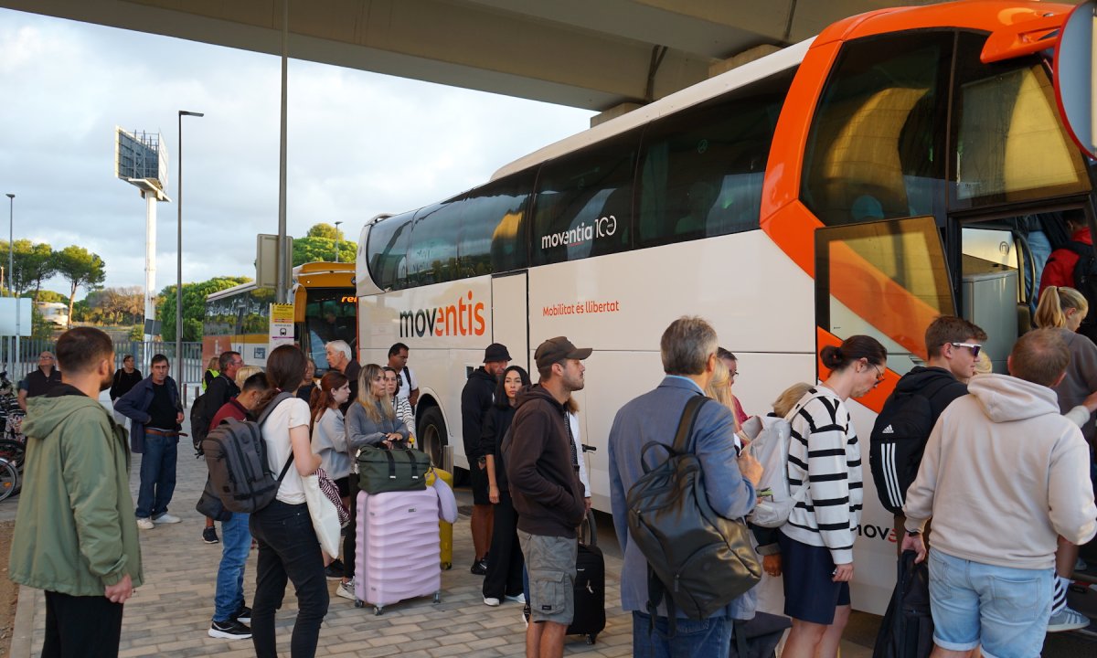 Greve dos motoristas de ônibus deixa Cambrils sem serviço rodoviário alternativo da Renfe